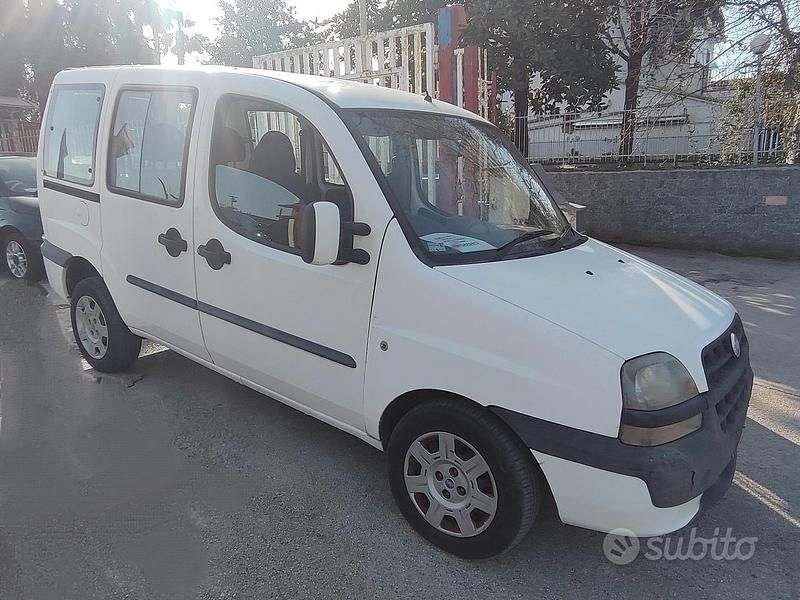 Usata Fiat Doblò 103 CV (75 kW) 2004 Bianco Monovolume
