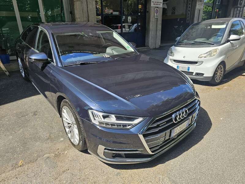 Blu/azzurro Usata 2020 Audi A8 Ambiente Tre volumi | 46.888 € (Buon prezzo) - Immagine 1/4