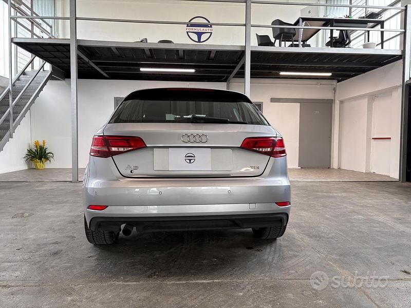 Usata Audi A3 116 CV (85 kW) 2018 Grigio Berlina