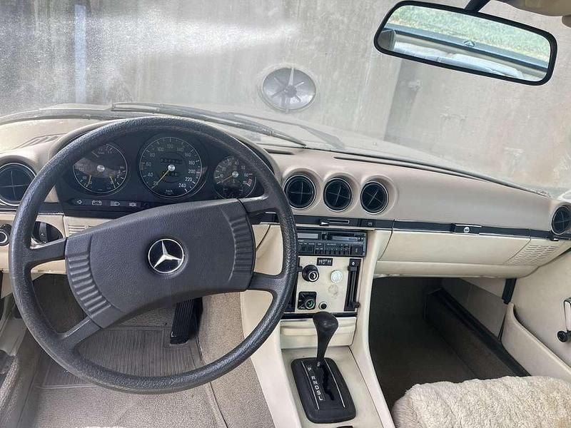 Käytetty Mercedes SLC280 185 HP (136 kW) 1972