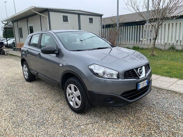 Usata Nissan Qashqai 360º 116 CV (85 kW) 2013 Grigio SUV