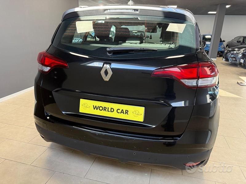 Usata Renault Scénic IV 110 CV (80 kW) 2018 Nero Monovolume
