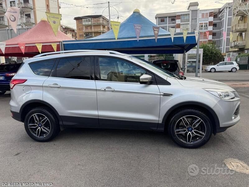 Usata Ford Kuga Titanium 140 CV (102 kW) 2014 Nero SUV