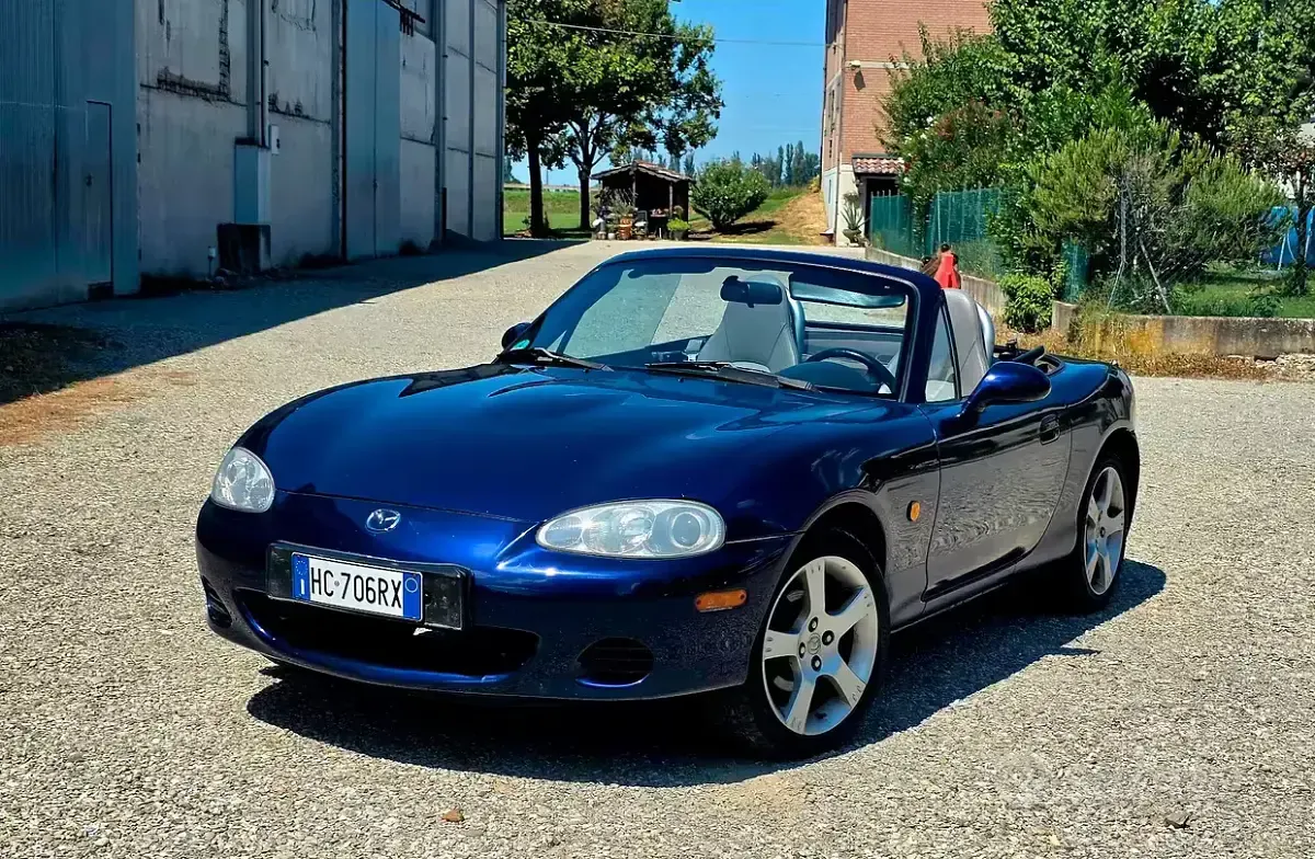 Usata Mazda MX5 110 CV (80 kW) 2003 Cabrio