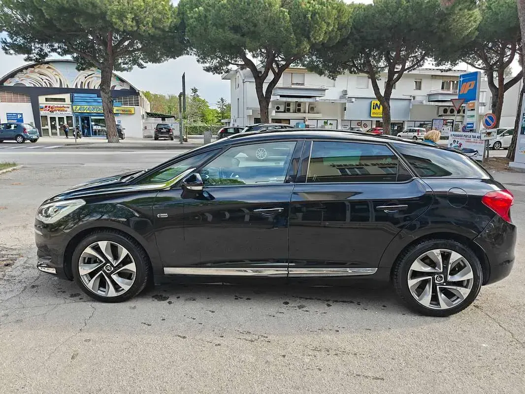 Usata Citroën DS5 So Chic 163 CV (119 kW) 2012 Nero Utilitaria