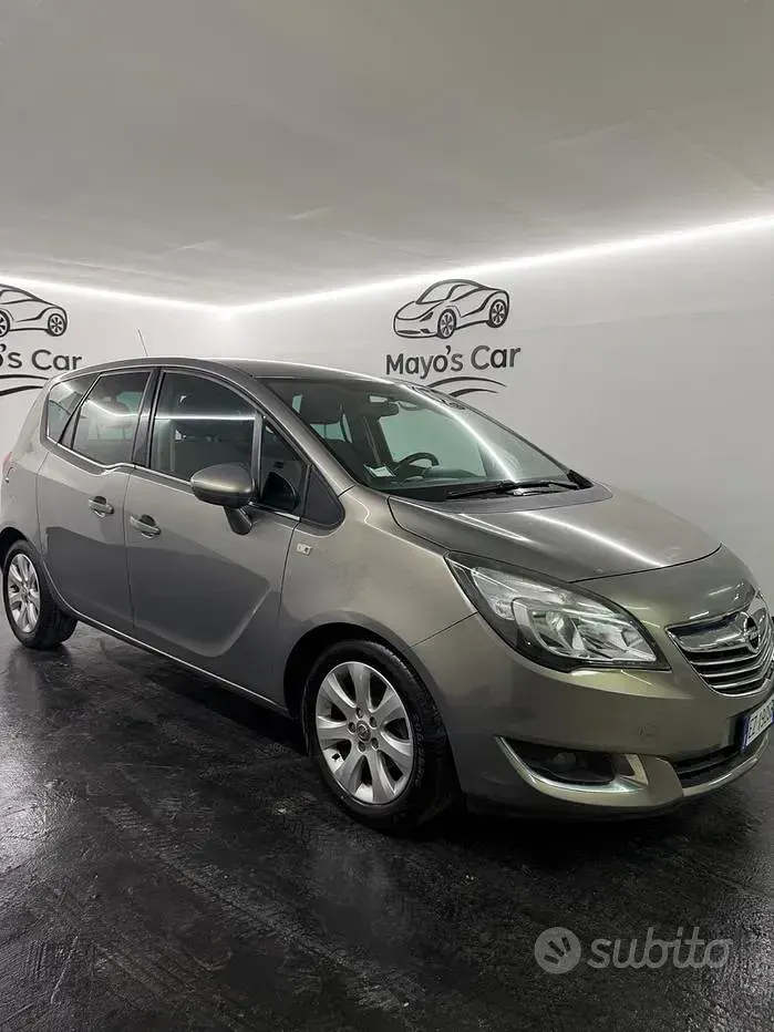 Usata Opel Meriva 95 CV (69 kW) 2015 Grigio Monovolume