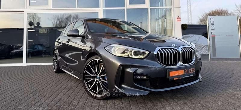 Usata BMW 118 M Sport 136 CV (100 kW) 2021 Grigio Utilitaria