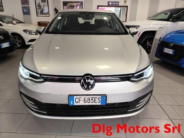 Usata VW Golf VIII Life 130 CV (95 kW) 2021 Argento