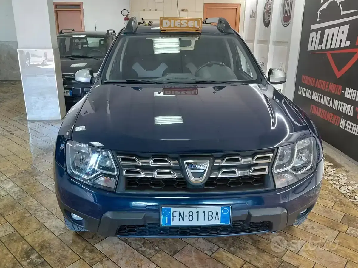 Usata Dacia Duster Lauréate 109 CV (80 kW) 2018 Blu SUV