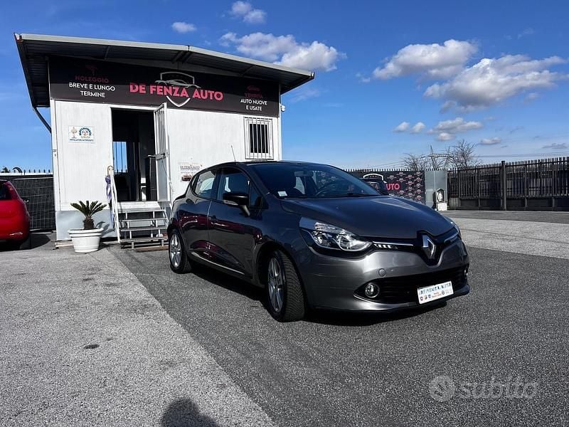 Usata Renault Clio IV Zen 75 CV (55 kW) 2016 Grigio Berlina