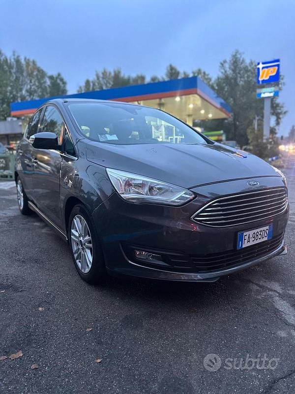 Grigio Usata 2015 Ford C-MAX Titanium Monovolume | 6300 € (Buon prezzo) - Immagine 1/4