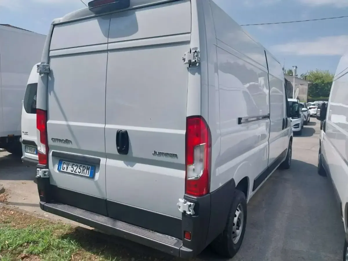 Usata Citroën Jumper 140 CV (102 kW) 2024 Bianco Monovolume