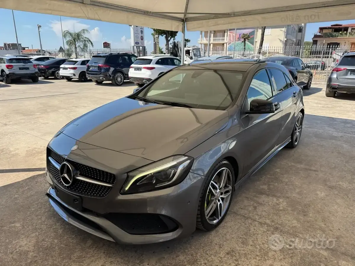 Usata Mercedes A220 177 CV (130 kW) 2016 Grigio Berlina