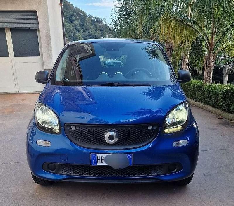 Usata Smart ForFour Passion 71 CV (52 kW) 2016 Utilitaria