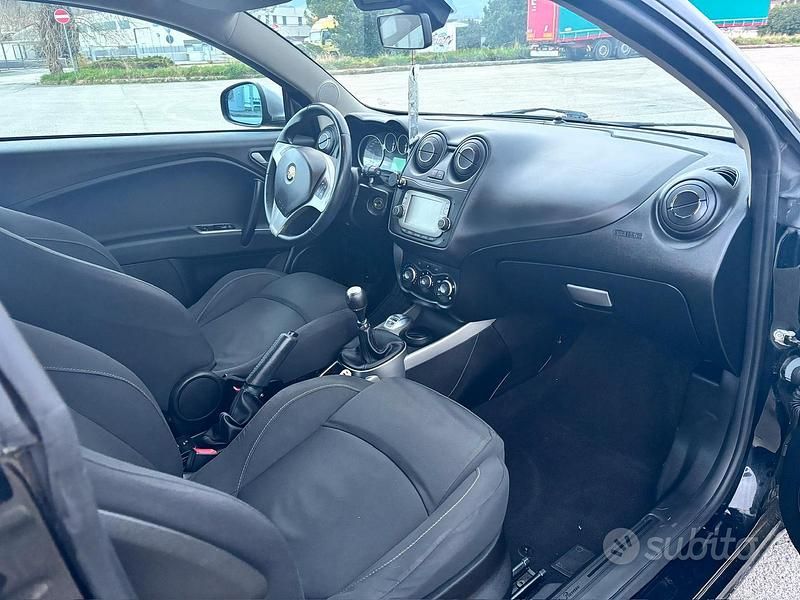 Usata Alfa Romeo MiTo 85 CV (62 kW) 2014 Nero Utilitaria