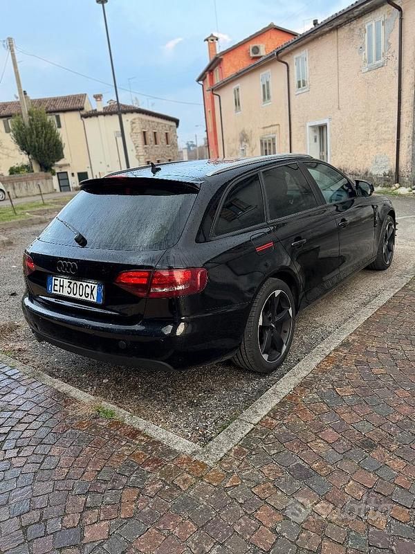 Usata Audi A4 143 CV (105 kW) 2008 Nero Station wagon