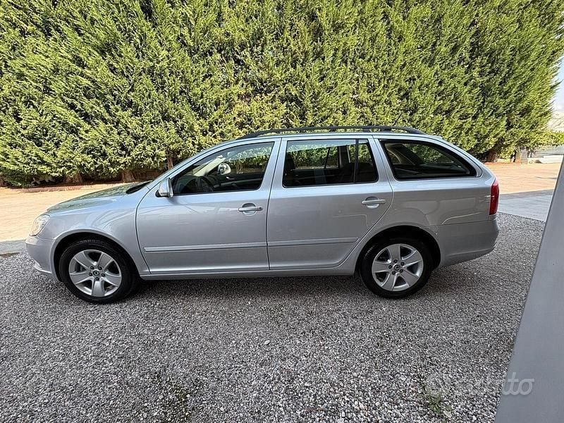 Occasion Skoda Octavia Ambition 140 ch (102 kW) 2012 Break