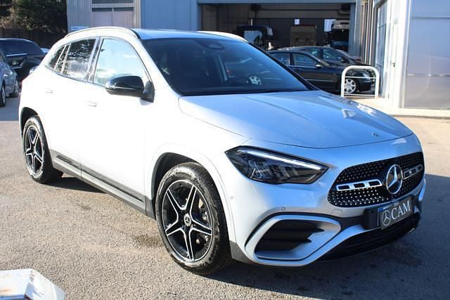 Nuova Mercedes GLA200 AMG line 150 CV (110 kW) 2025 Grigio scuro SUV
