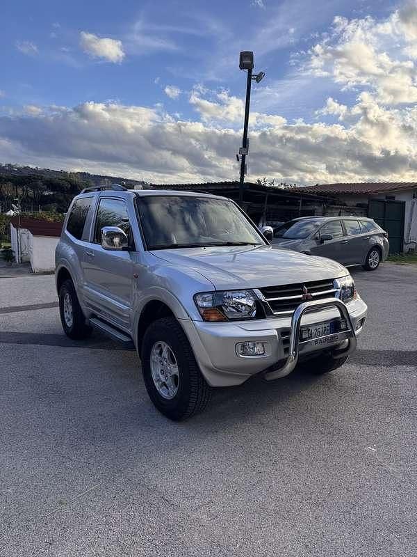 Usata Mitsubishi Pajero 160 CV (117 kW) 2001 SUV