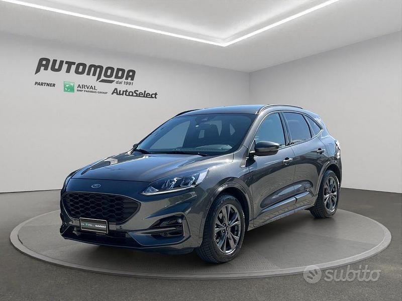 Usata Ford Kuga ST-Line 120 CV (88 kW) 2021 Grigio SUV