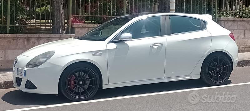 Usata Alfa Romeo Giulietta 170 CV (125 kW) 2016 Bianco Utilitaria