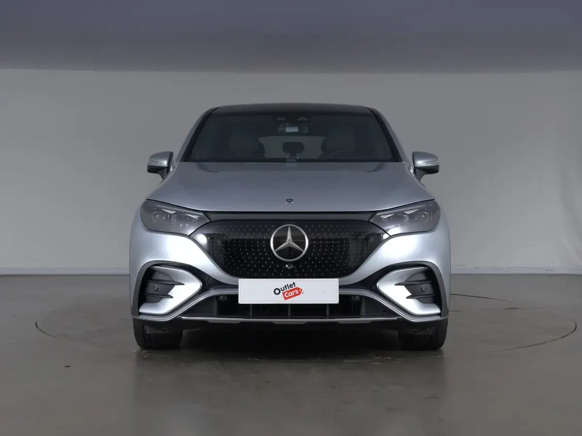 Usata Mercedes EQE350 Advanced 108 kW (148 CV) 2024 Argento Berlina