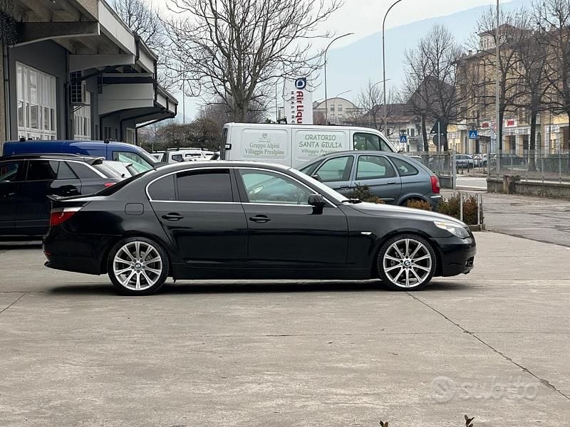Usata BMW 530 2006 Nero Berlina