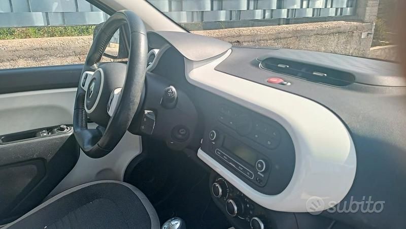 Usata Renault Twingo 76 CV (55 kW) 2015 Utilitaria