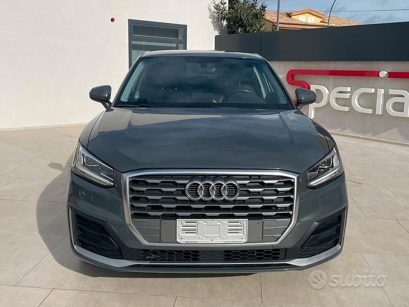 Usata Audi Q2 S-Line 115 CV (84 kW) 2018 Grigio SUV
