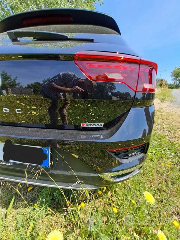 Usata VW T-Roc 190 CV (139 kW) 2018 Nero SUV