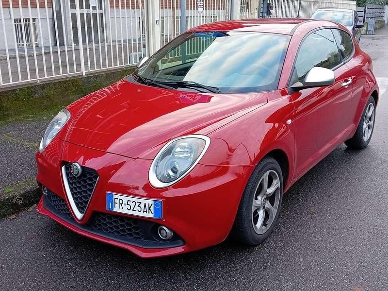 Rosso Usata 2018 Alfa Romeo MiTo Super Due volumi | 7800 € (Ottimo prezzo) - Immagine 1/4