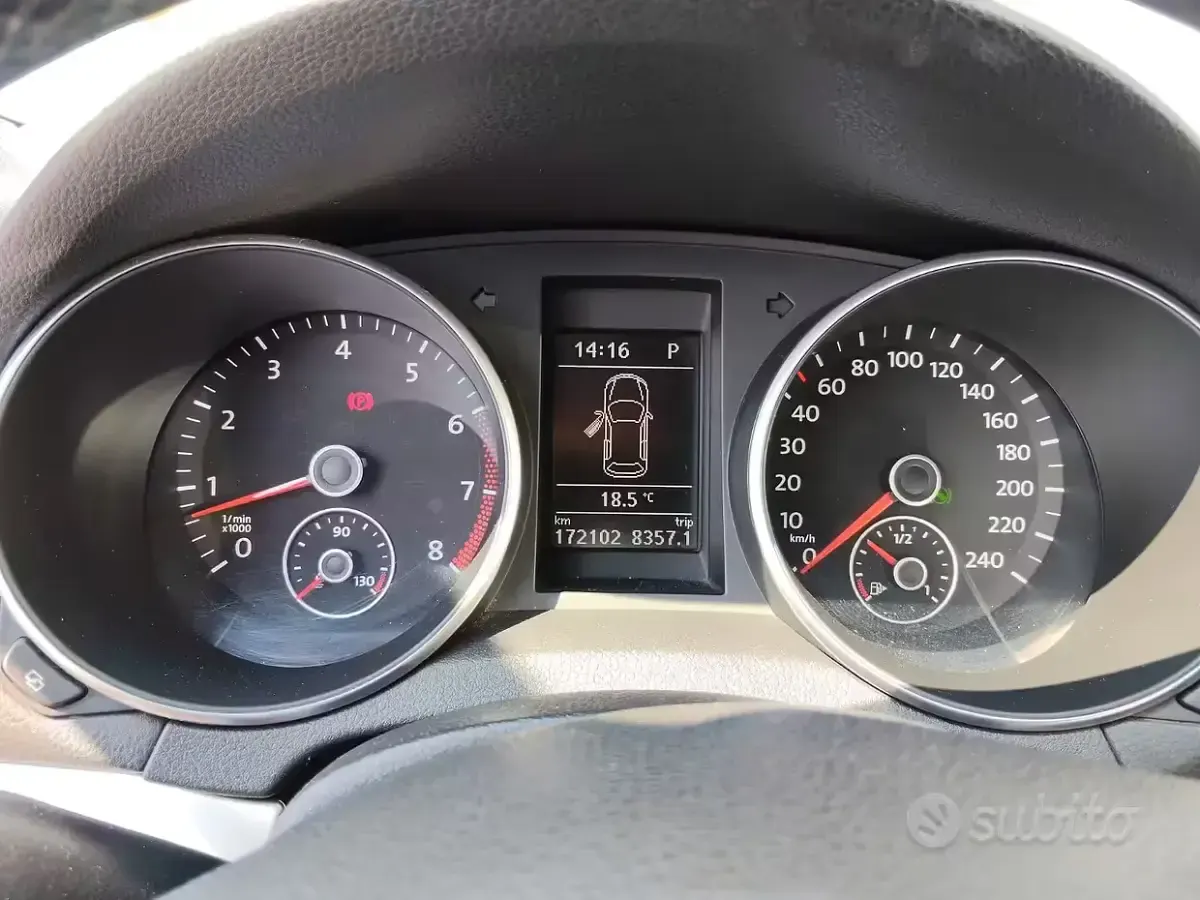Usata VW Golf VI Highline 122 CV (89 kW) 2011 Nero Utilitaria