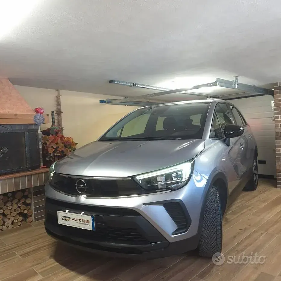 Usata Opel Crossland X Edition 110 CV (80 kW) 2021 Grigio SUV