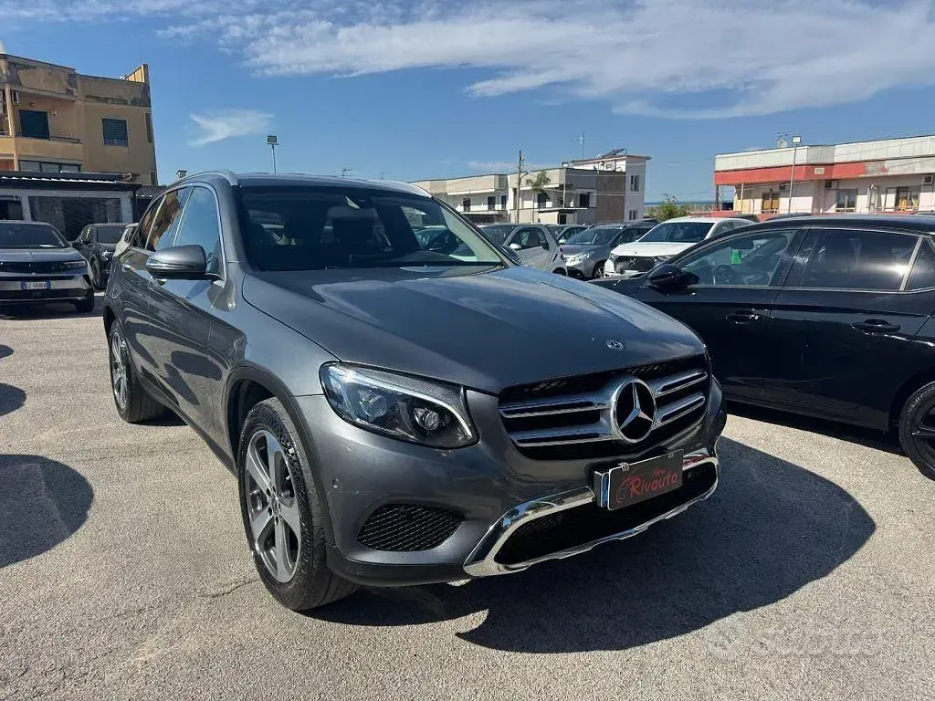 Usata Mercedes GLC220 170 CV (125 kW) 2017 Grigio SUV