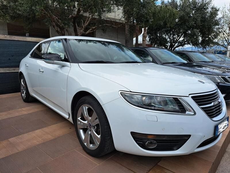 Usata Saab 9-5 Vector 190 CV (139 kW) 2011 Bianco Berlina