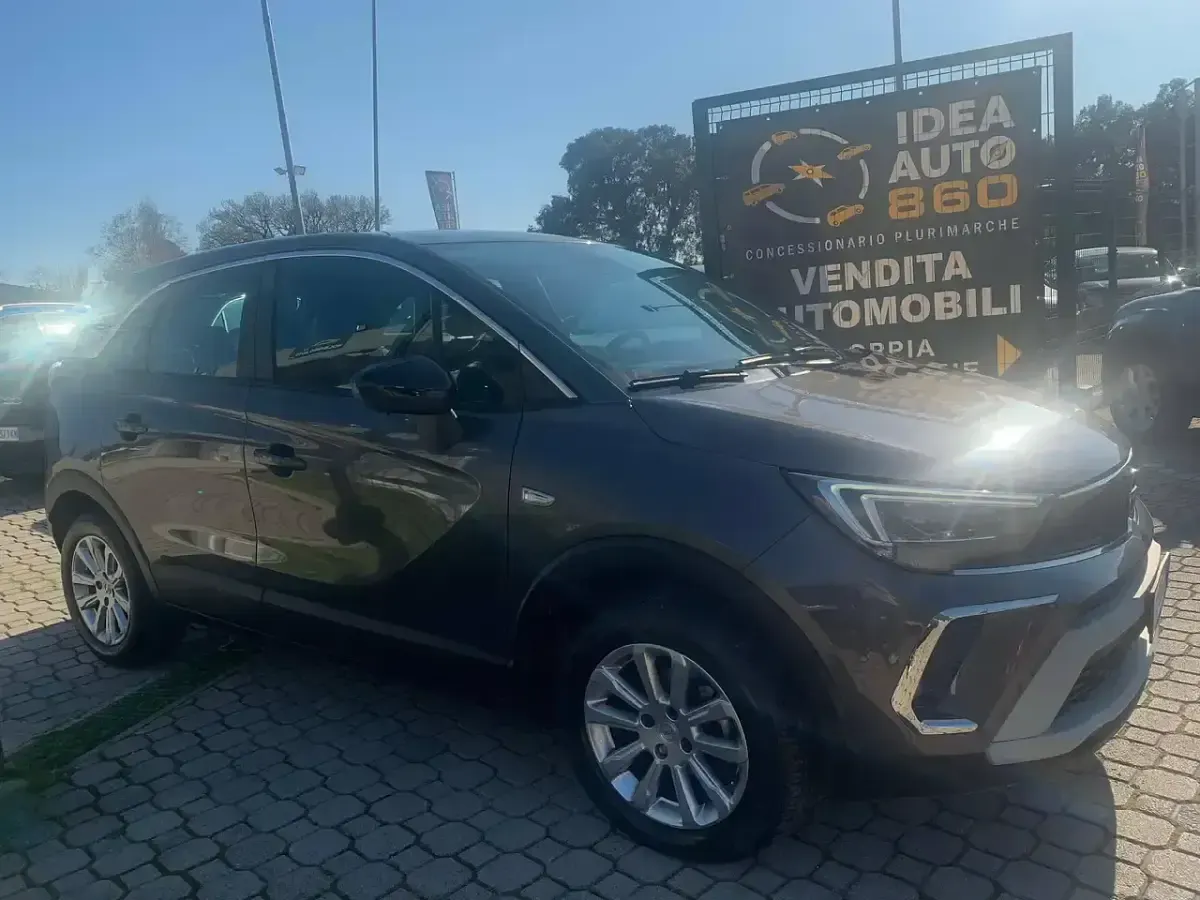 Usata Opel Crossland Elegance 110 CV (80 kW) 2022 SUV