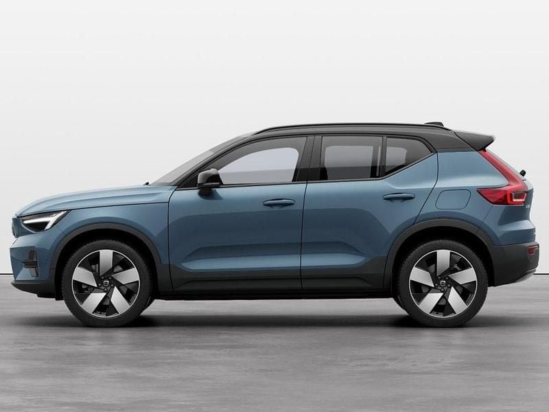 Nuova Volvo EX40 Ultra 300 kW (409 CV) 2025 SUV