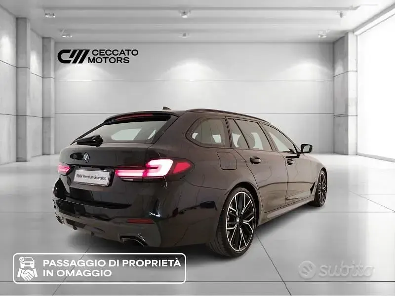 Usata BMW 520 M Sport 190 CV (139 kW) 2022 Nero Station wagon