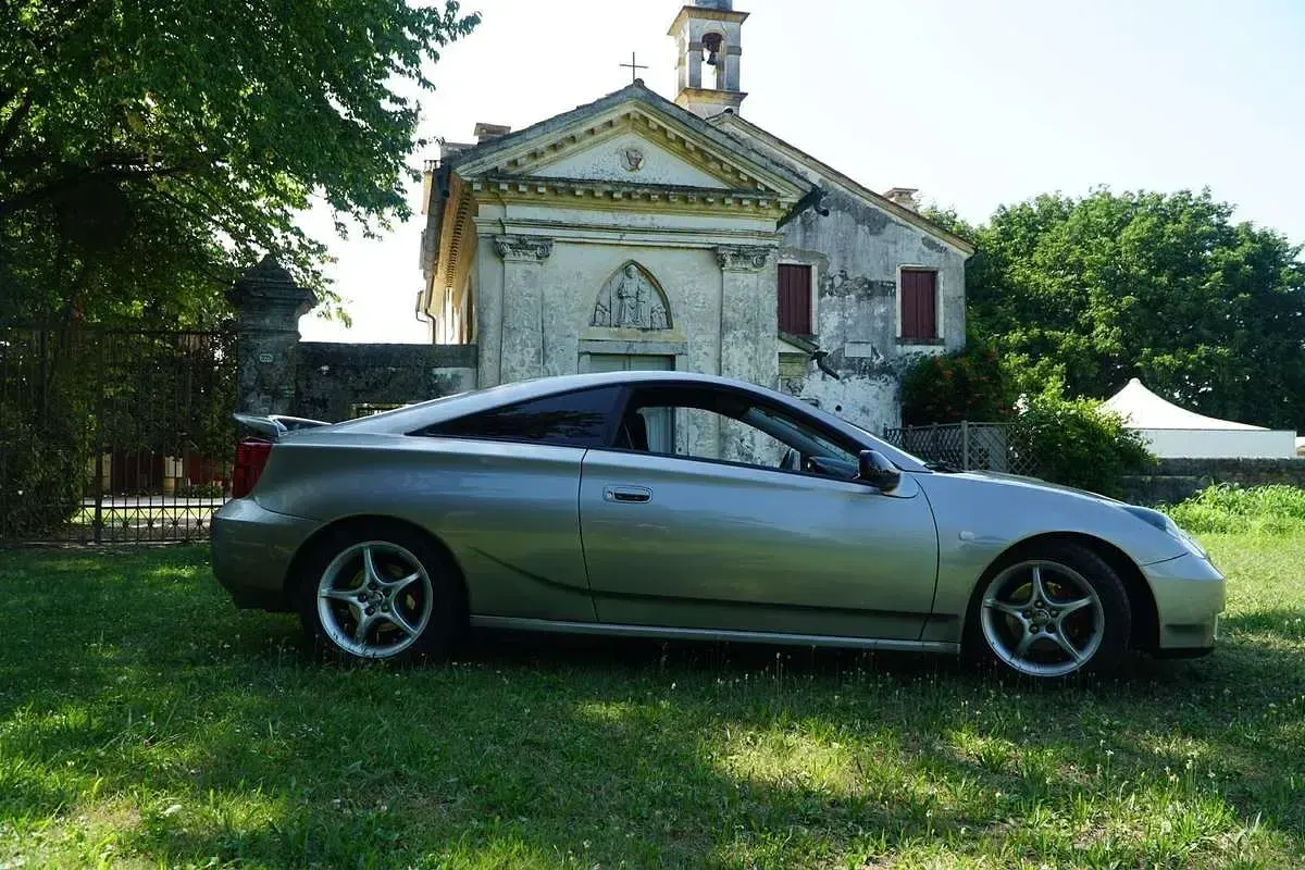 Usata Toyota Celica 192 CV (141 kW) 2003 Coupé