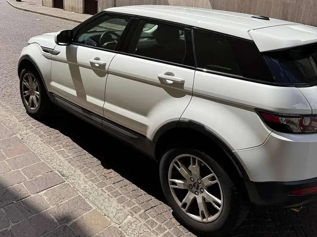 Usata Land Rover Range Rover evoque Dynamic 190 CV (139 kW) 2012 Bianco SUV