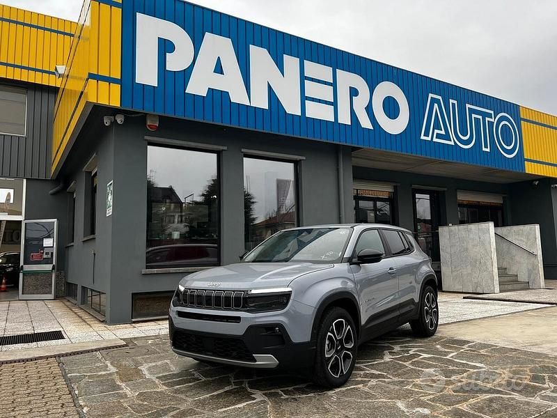 Nuova Jeep Avenger Summit 110 CV (80 kW) 2025 Gray SUV