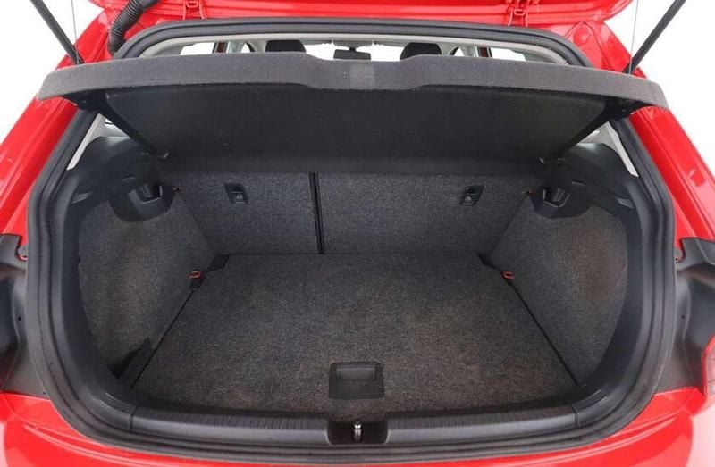Begagnad VW Polo Comfortline 65 HK (47 kW) 2019 Halvkombi