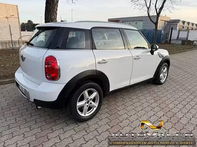 Usata Mini One Countryman 97 CV (71 kW) 2011 Bianco SUV
