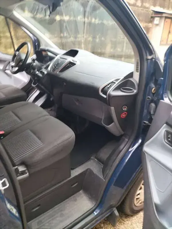 Usata Ford Transit Custom 101 CV (74 kW) 2014 Blu/azzurro Furgone