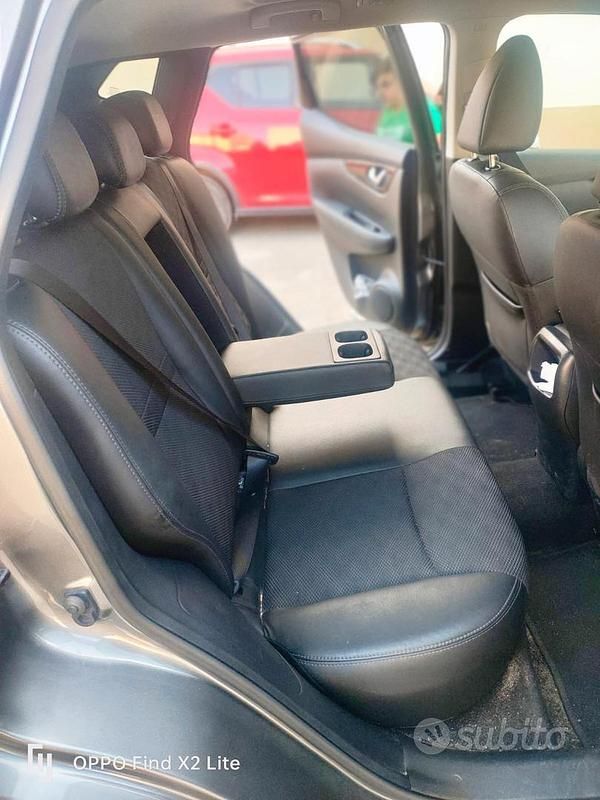 Usata Nissan Qashqai 131 CV (96 kW) 2016 Grigio SUV