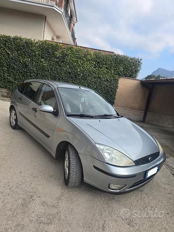 Usata Ford Focus 2004 Grigio Berlina