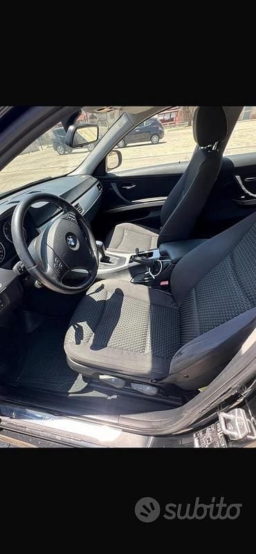 Usata BMW 318 143 CV (105 kW) 2011 Station wagon