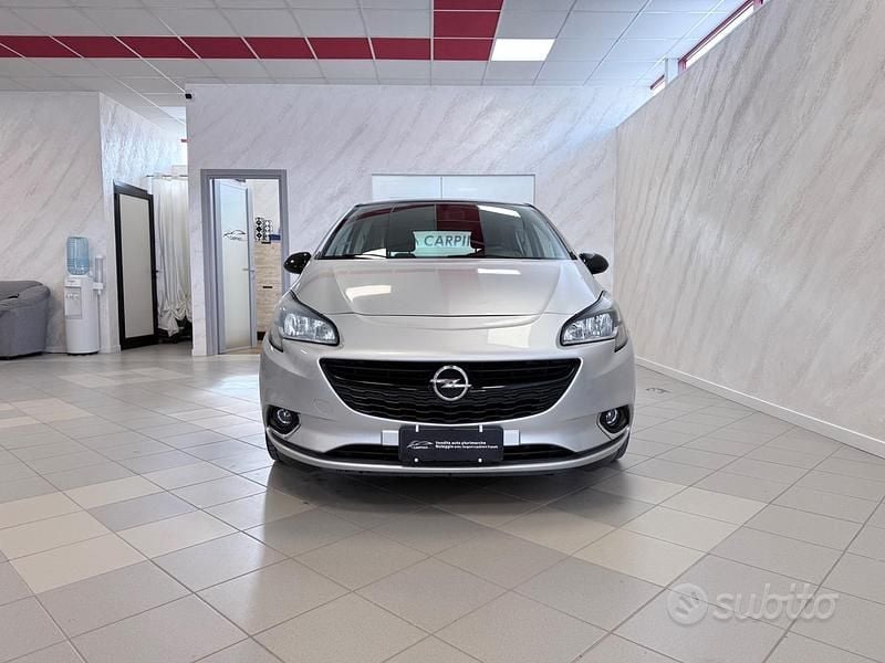 Usata Opel Corsa 75 CV (55 kW) 2015 Argento Utilitaria