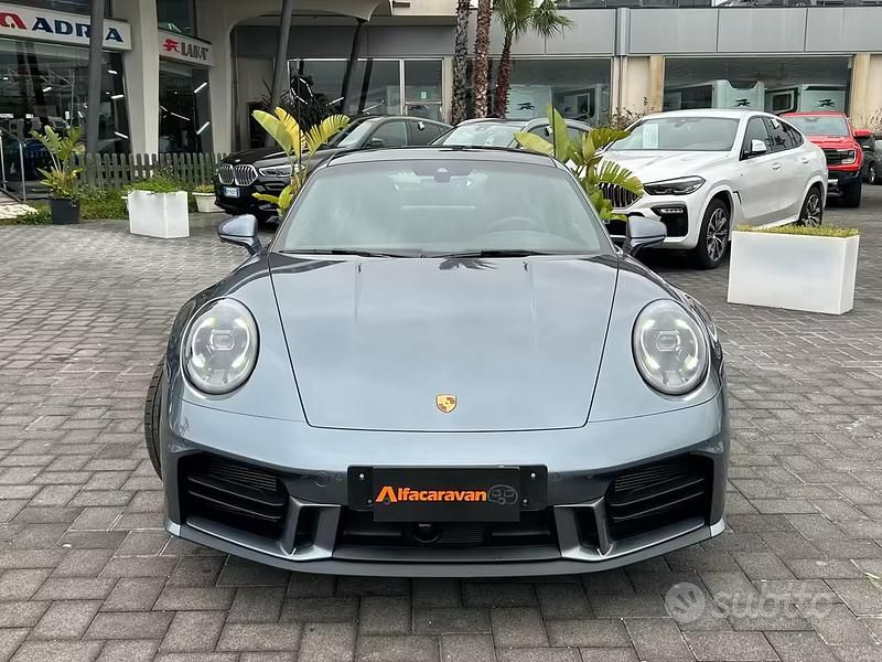 Usata Porsche 911 Carrera 394 CV (289 kW) 2024 Grigio Coupé