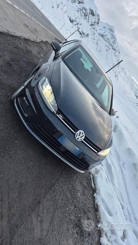 Nero Usata 2016 VW Golf R-line Coupé | 17.200 € - Immagine 1/3